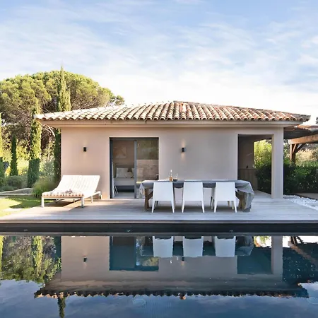 Ghislaine Saint-Tropez